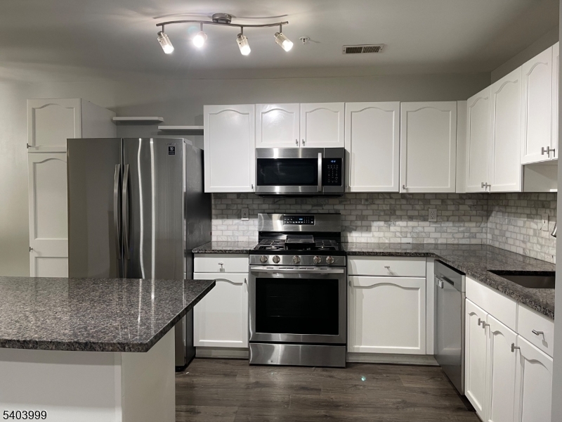 The Woods at King George - Residential Lease