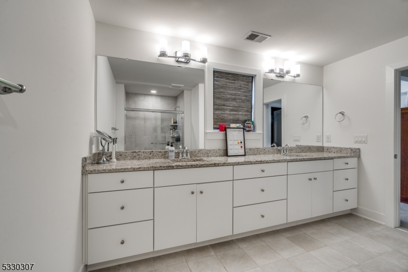 Montgomery Crossing - Residential