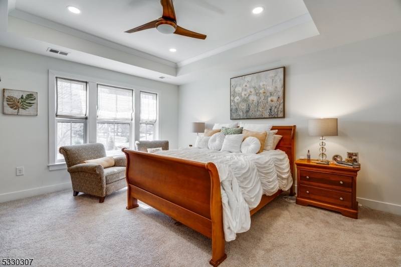 Montgomery Crossing - Residential