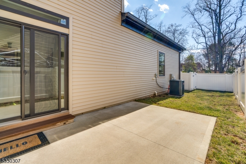 Montgomery Crossing - Residential