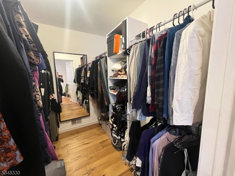 Montclair Twp., New Jersey 07042, United States, 2 Bedrooms Bedrooms, ,2 BathroomsBathrooms,Residential,Pending,104740