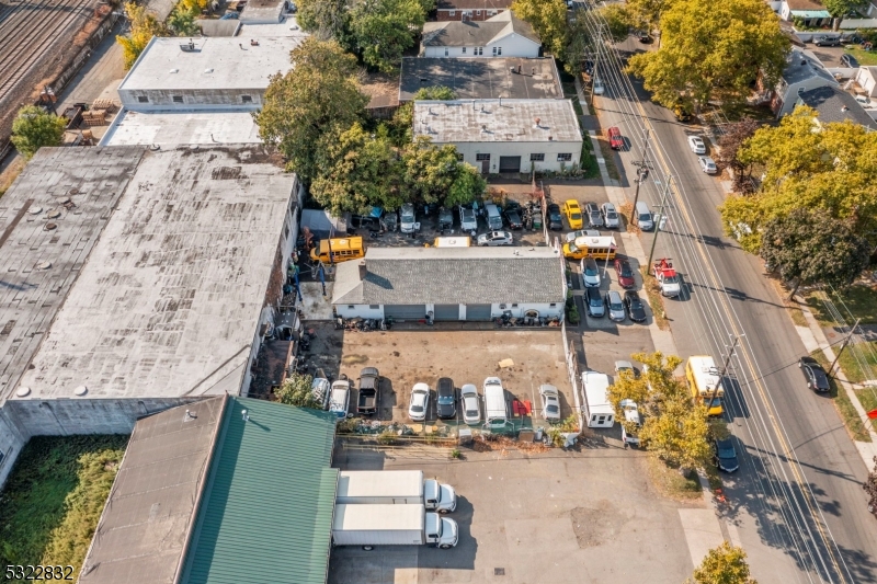 2113 Elizabeth Ave
