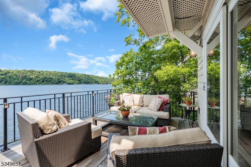 Green Pond - Residential