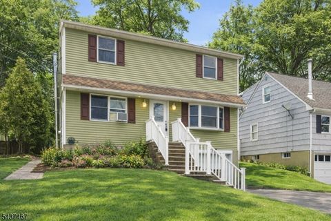 413 Wills Ave, Hopatcong Boro, NJ 07874 - #: 4032428