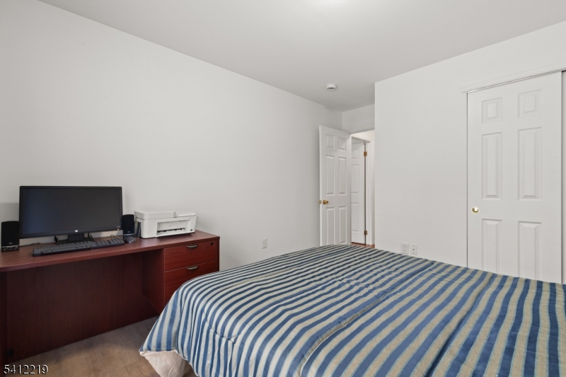 Montclair Mews - Residential