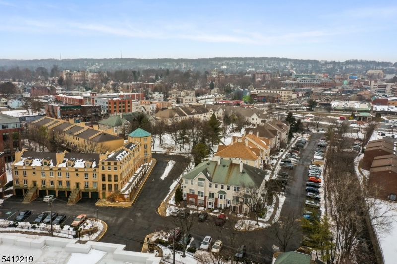 Montclair Mews - Residential