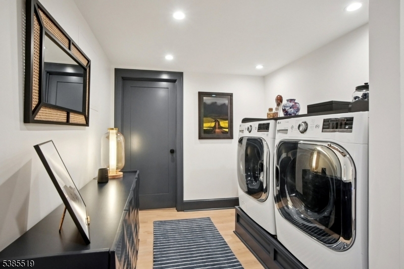 Roosevelt Estates - Residential