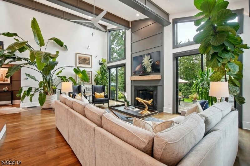 Roosevelt Estates - Residential