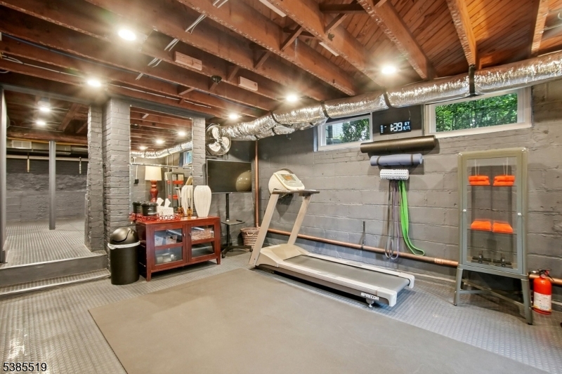 Roosevelt Estates - Residential