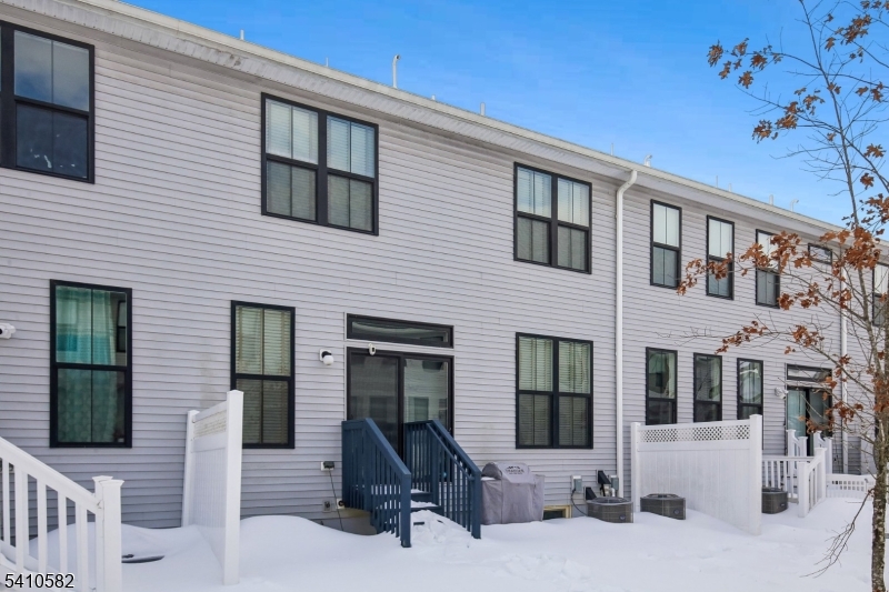 Monroe Place - Residential