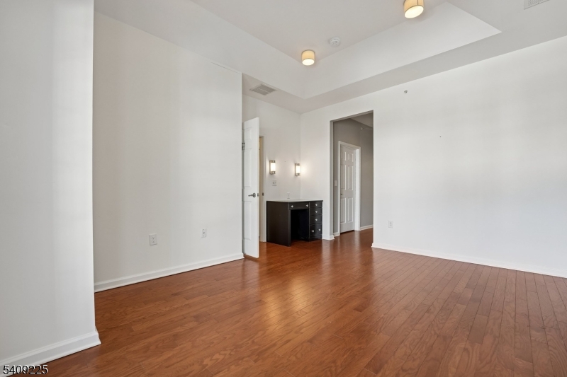 Four Seasons at Great Notch - Residential