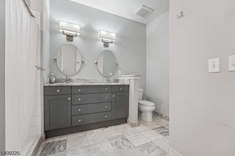 Four Seasons at Great Notch - Residential