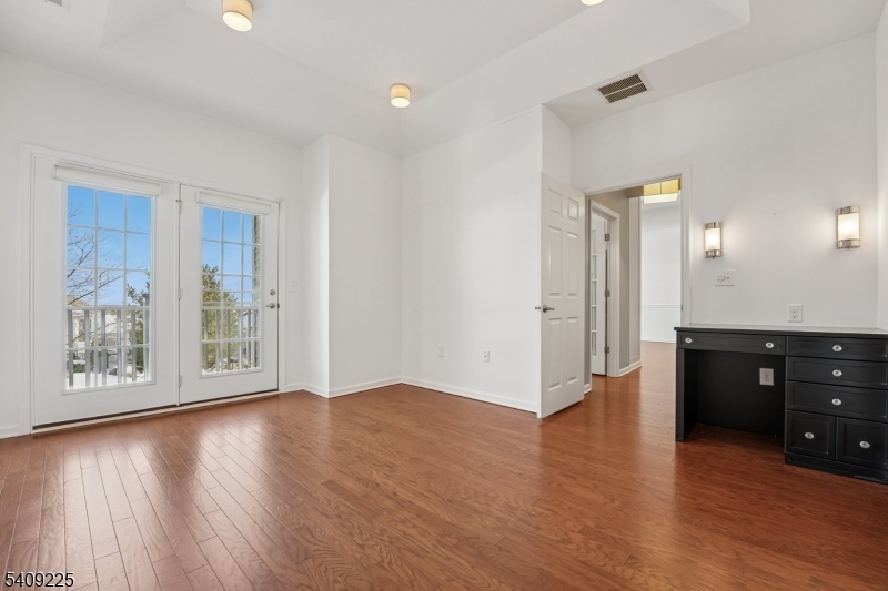 Four Seasons at Great Notch - Residential