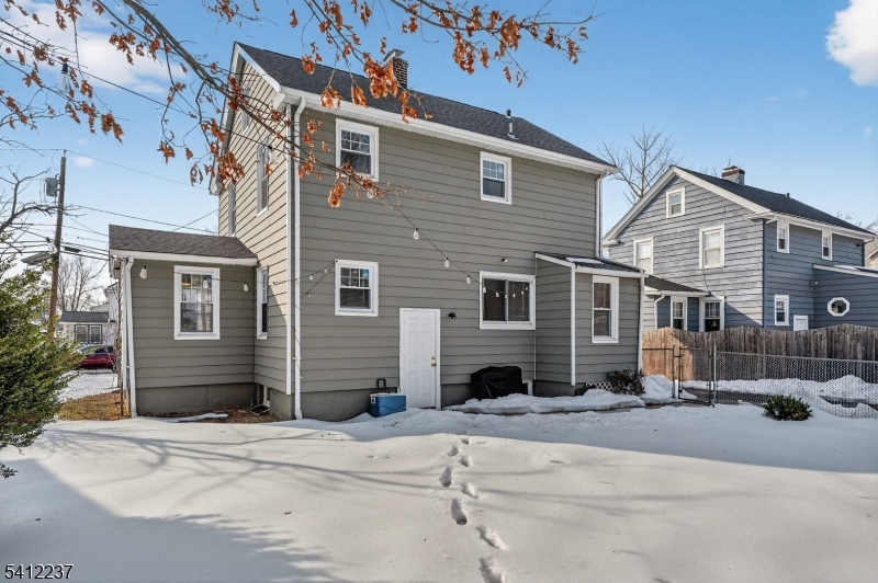 EAST END - Residential