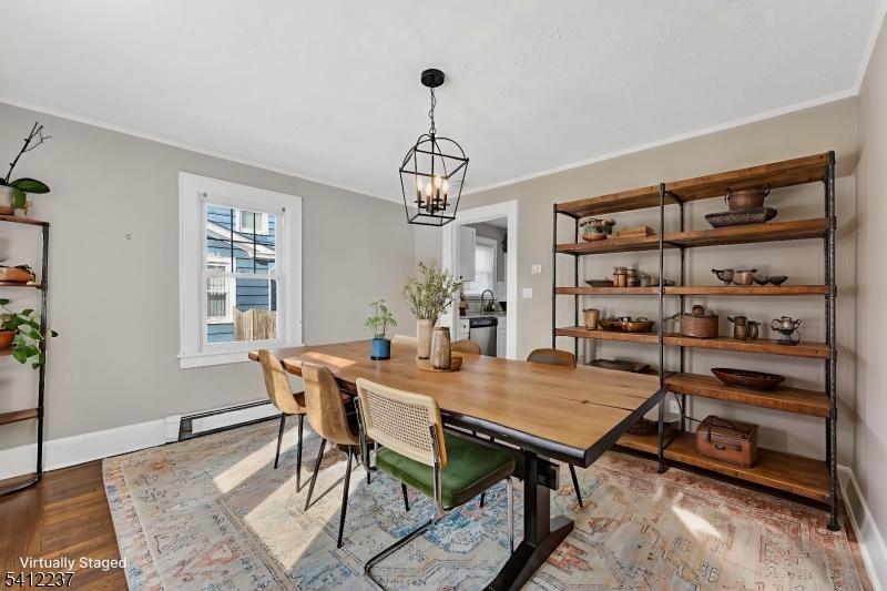 EAST END - Residential