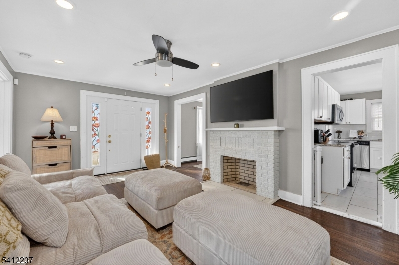 EAST END - Residential