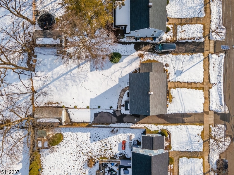 EAST END - Residential