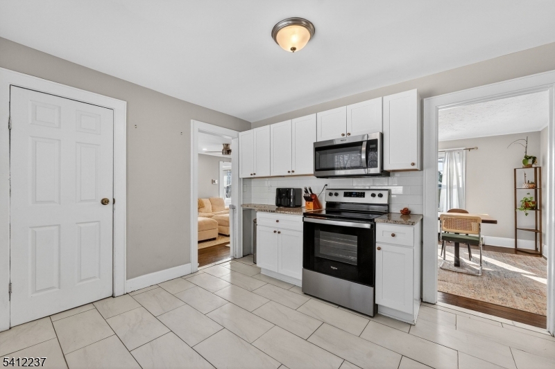 EAST END - Residential