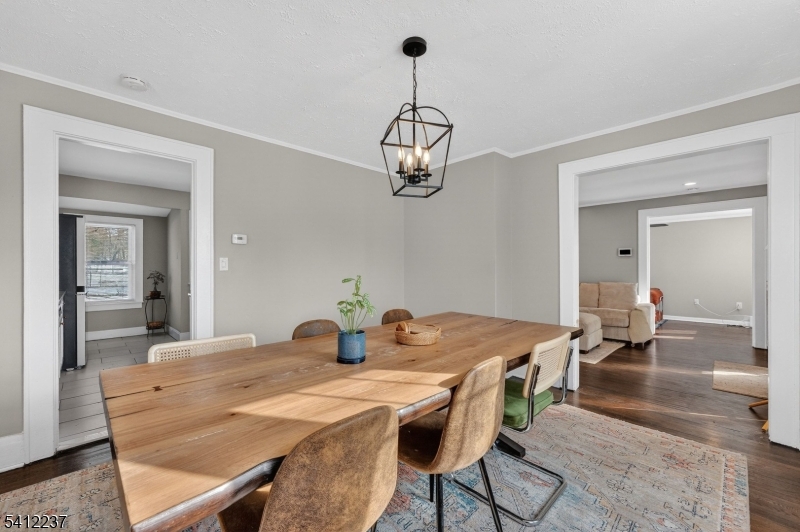 EAST END - Residential