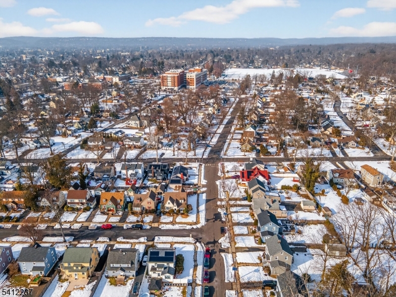 EAST END - Residential