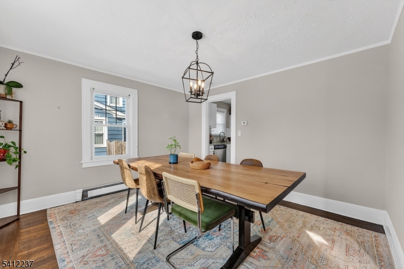 EAST END - Residential