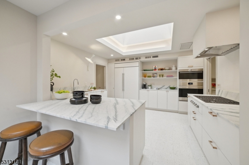 Montrose - Residential