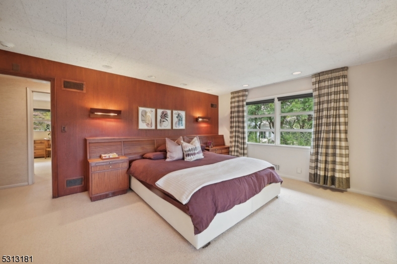 Montrose - Residential