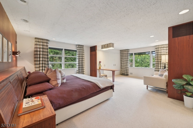 Montrose - Residential