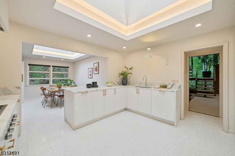 Montrose - Residential