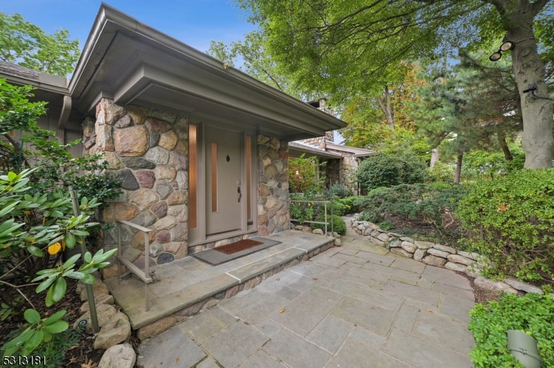 Montrose - Residential