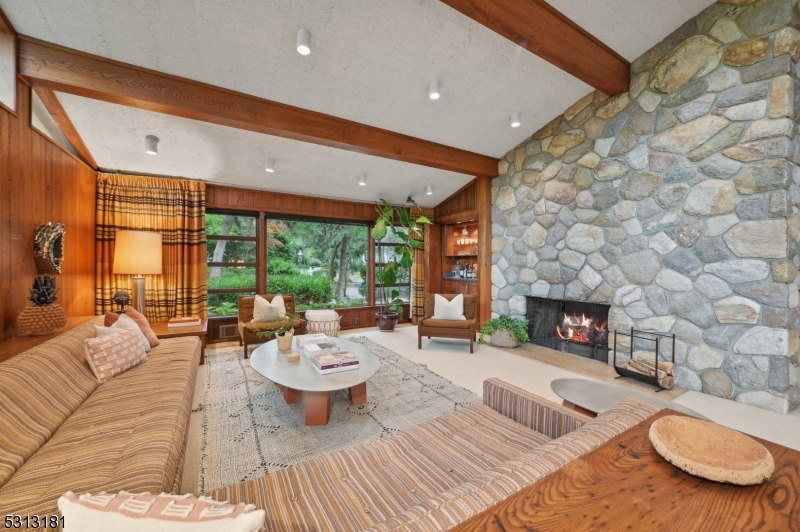 Montrose - Residential