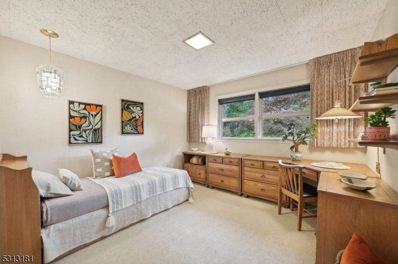 Montrose - Residential