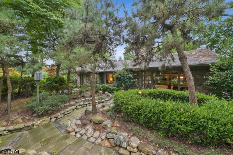 Montrose - Residential