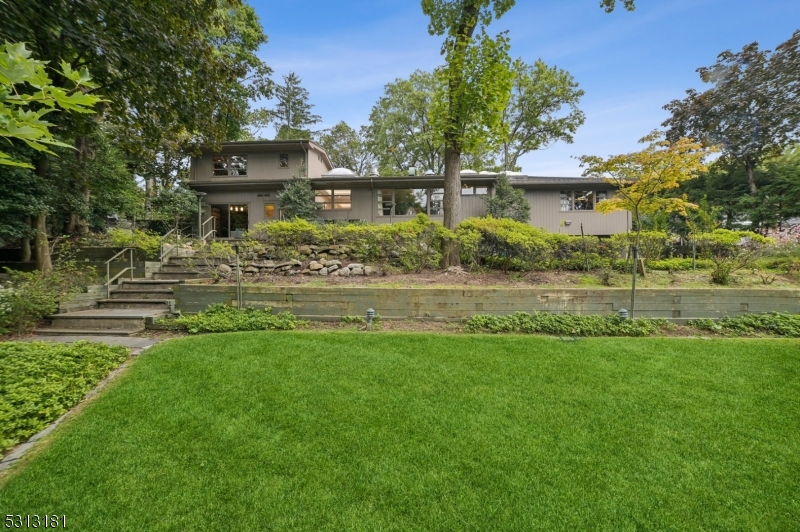 Montrose - Residential