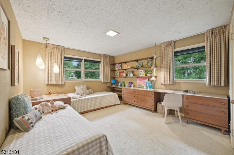 Montrose - Residential