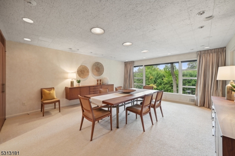 Montrose - Residential