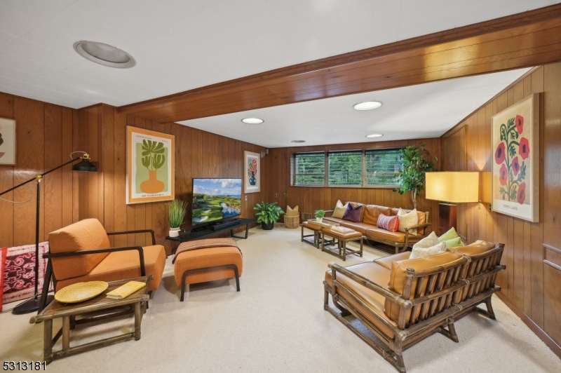 Montrose - Residential