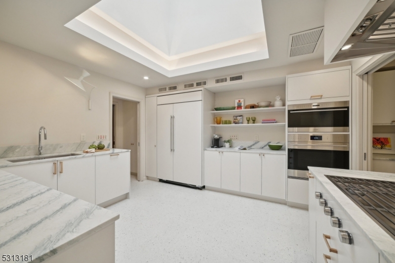 Montrose - Residential