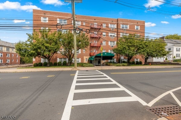 18 SPRINGFIELD AVE, CRANFORD, NJ 07016 - Image 62bcca29fc4542e574490d9d2cf95b47/3167388143