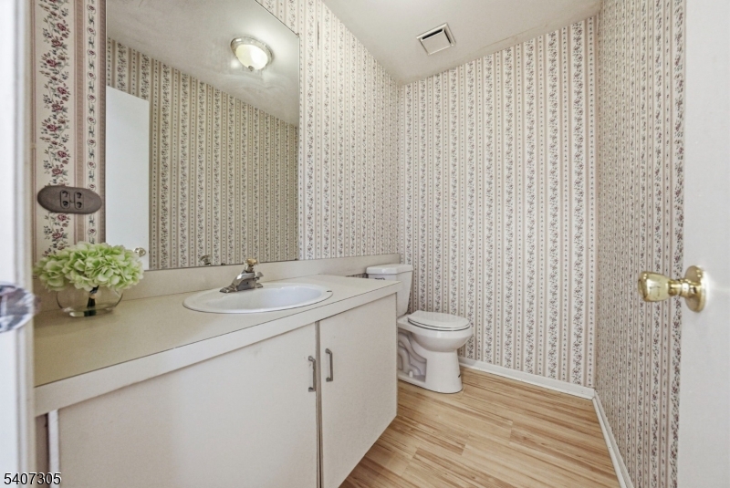 La Mer - Residential