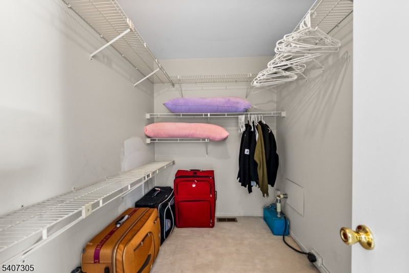 La Mer - Residential