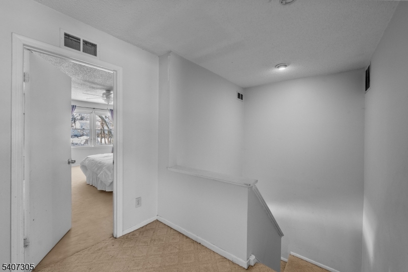 La Mer - Residential