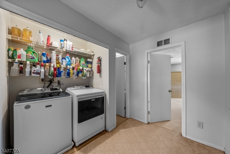 La Mer - Residential