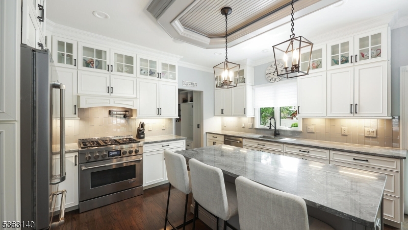 South side, Jefferson Eleme - Residential