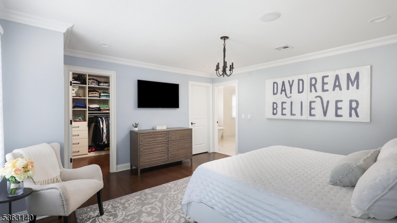 South side, Jefferson Eleme - Residential