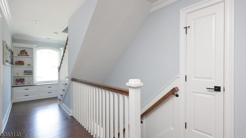 South side, Jefferson Eleme - Residential