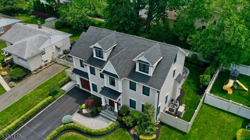 South side, Jefferson Eleme - Residential