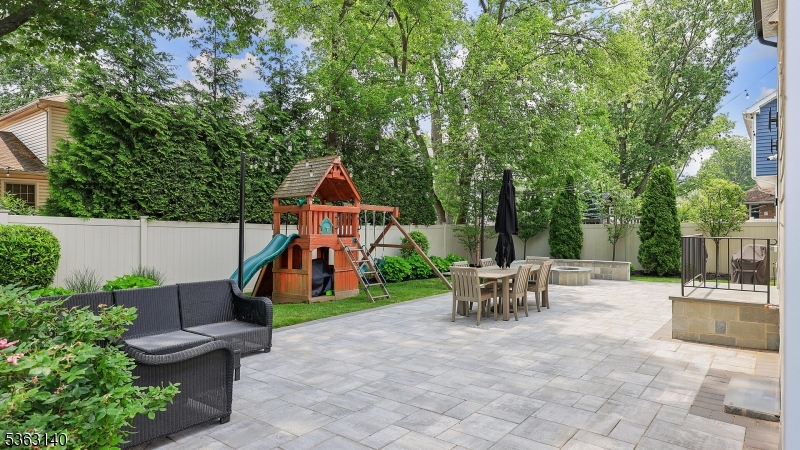 South side, Jefferson Eleme - Residential