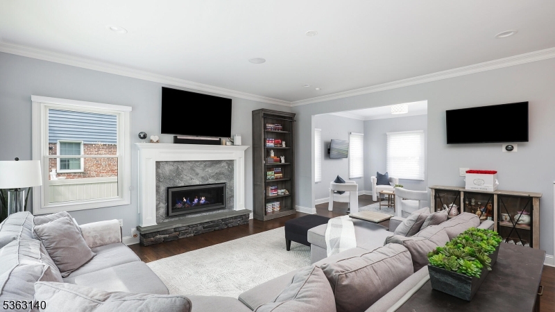 South side, Jefferson Eleme - Residential