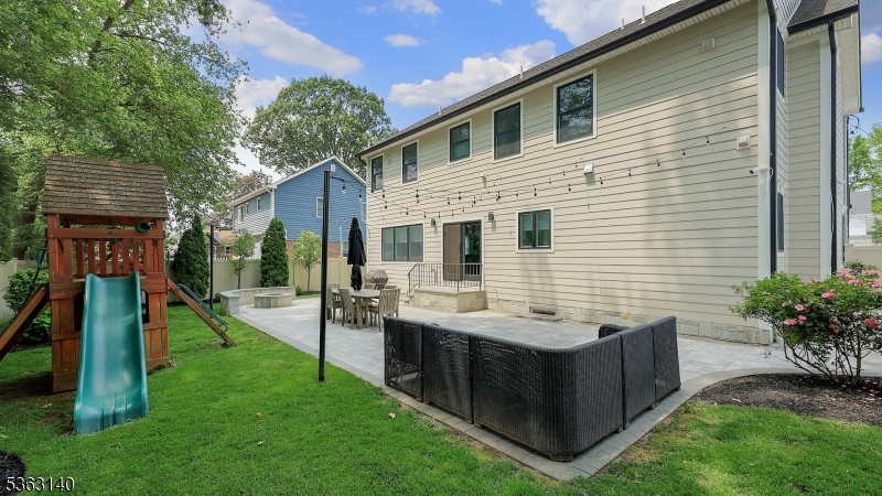 South side, Jefferson Eleme - Residential